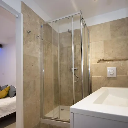 Sofi Ideal Location Equipage Ou Clim *